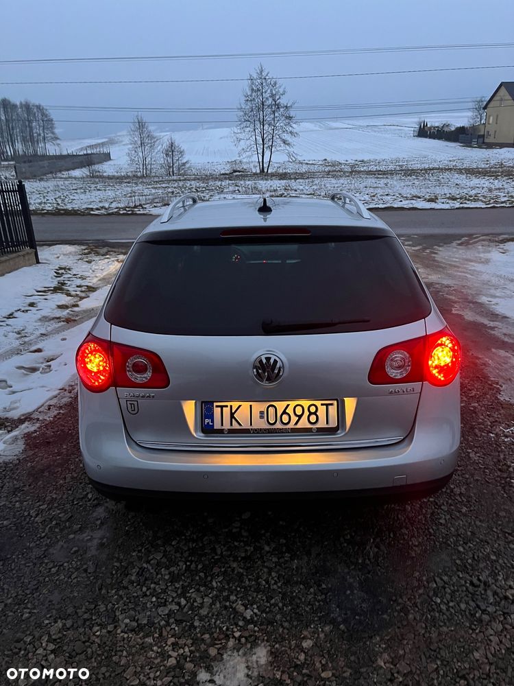 Volkswagen Passat 2.0 TDI DPF Highline - 10