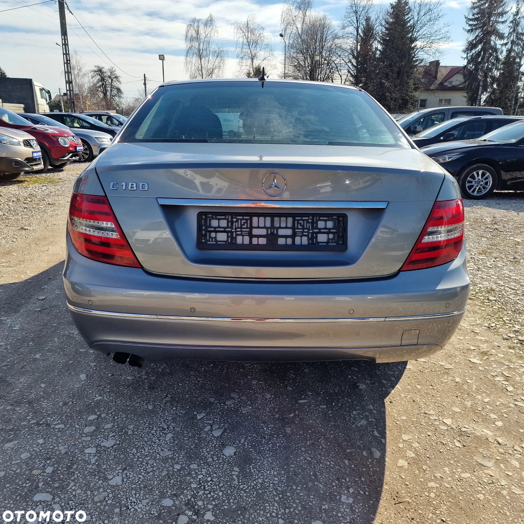 Mercedes-Benz Klasa C 180 (BlueEFFICIENCY) Elegance - 4