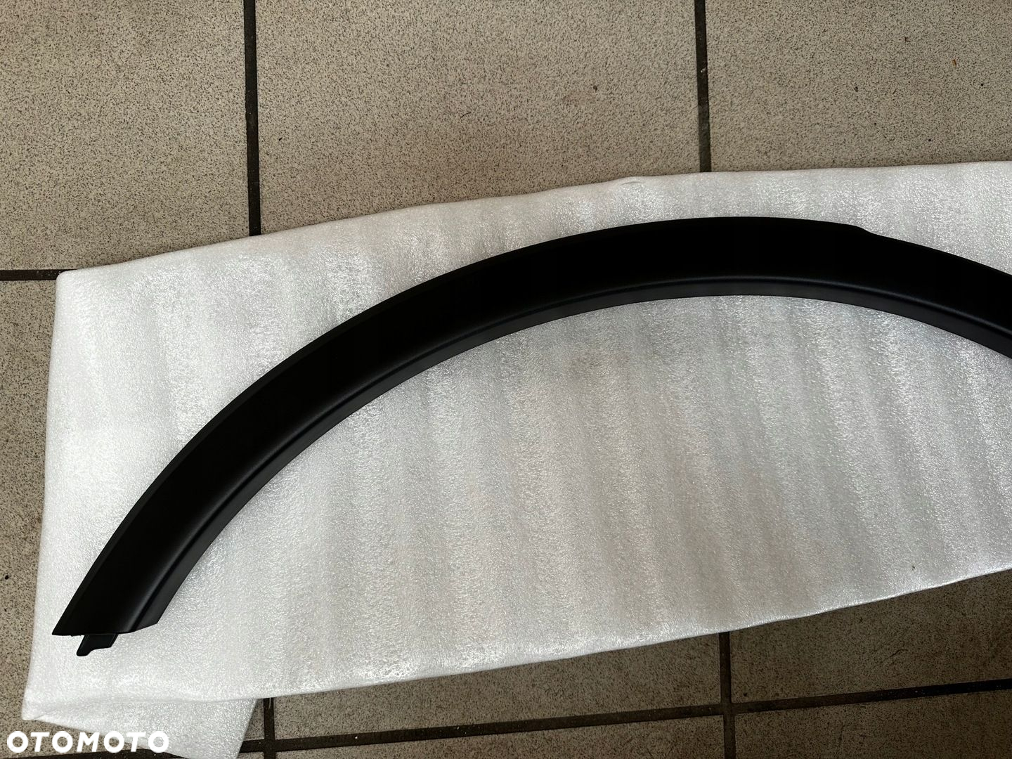 LISTWA BŁOTNIKA PRAWY TYŁ OPEL MOKKA X 2015- 95164507 - 3
