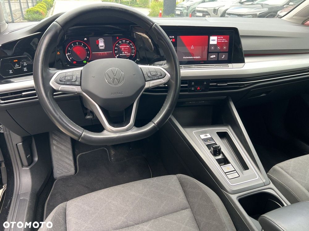 Volkswagen Golf Variant 1.5 eTSI EVO Life DSG - 24