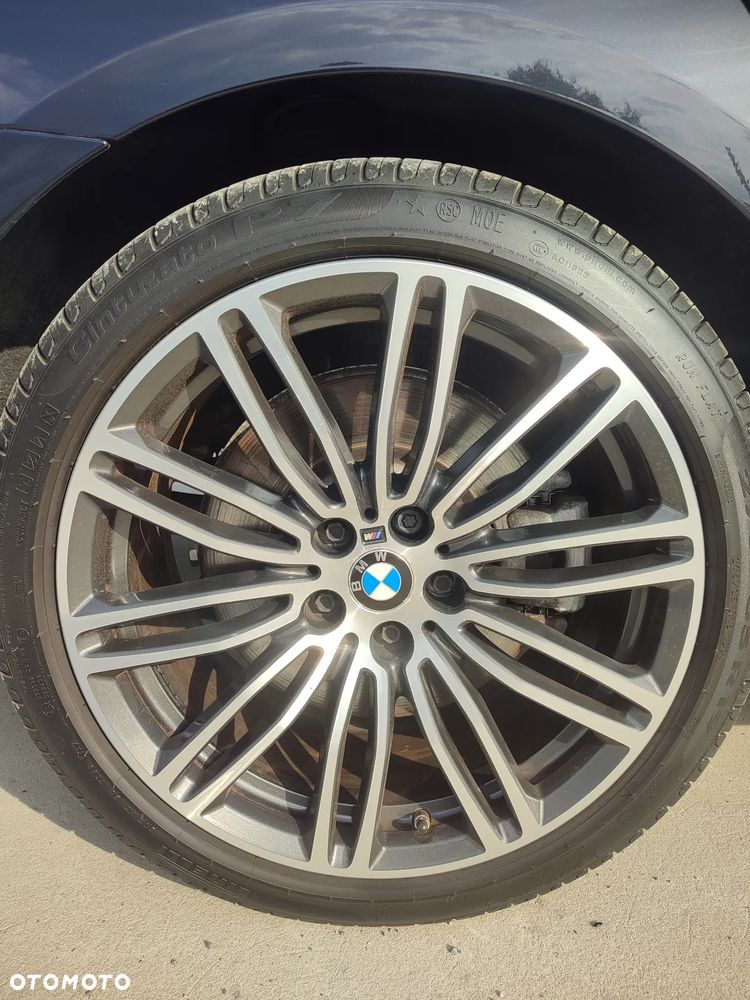 BMW Seria 5 530d xDrive M Sport Edition - 15