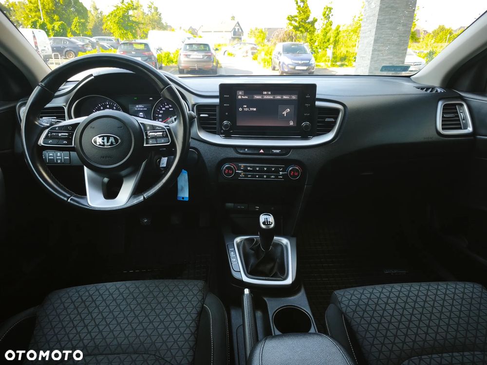 Kia Ceed 1.0 T-GDI L - 8