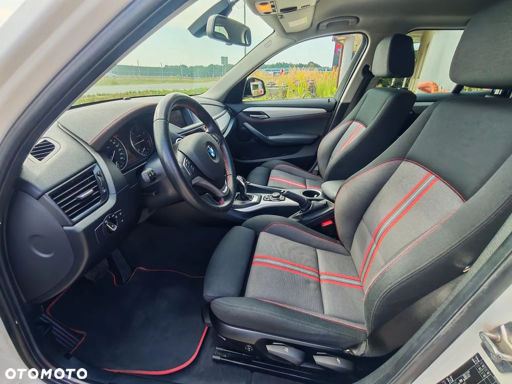 BMW X1 xDrive18d Sport Line - 15