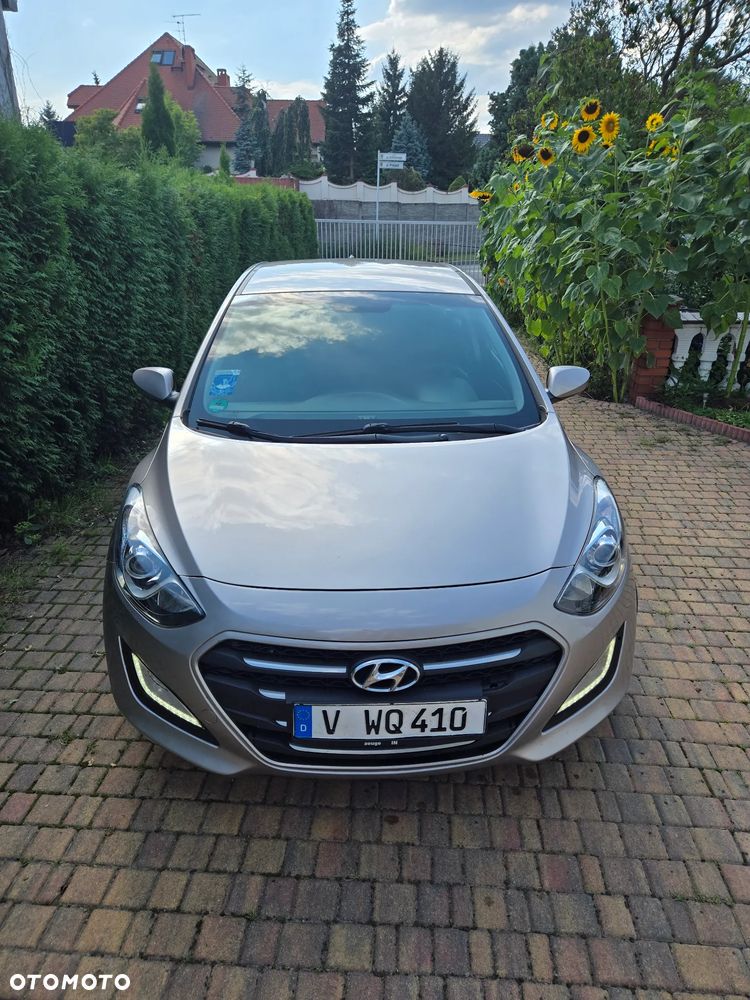 Hyundai i30 1.4 White Edition - 6