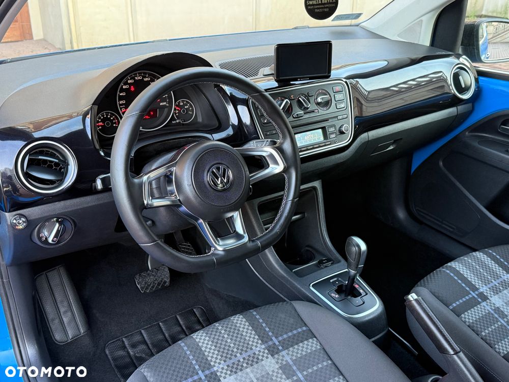 Volkswagen up! - 26