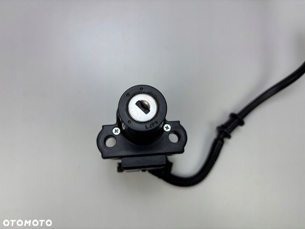 Stacyjka kluczyk wlew komputer hiss immobilizer Honda CBR 600RR PC69 2024- Oryginał - 13