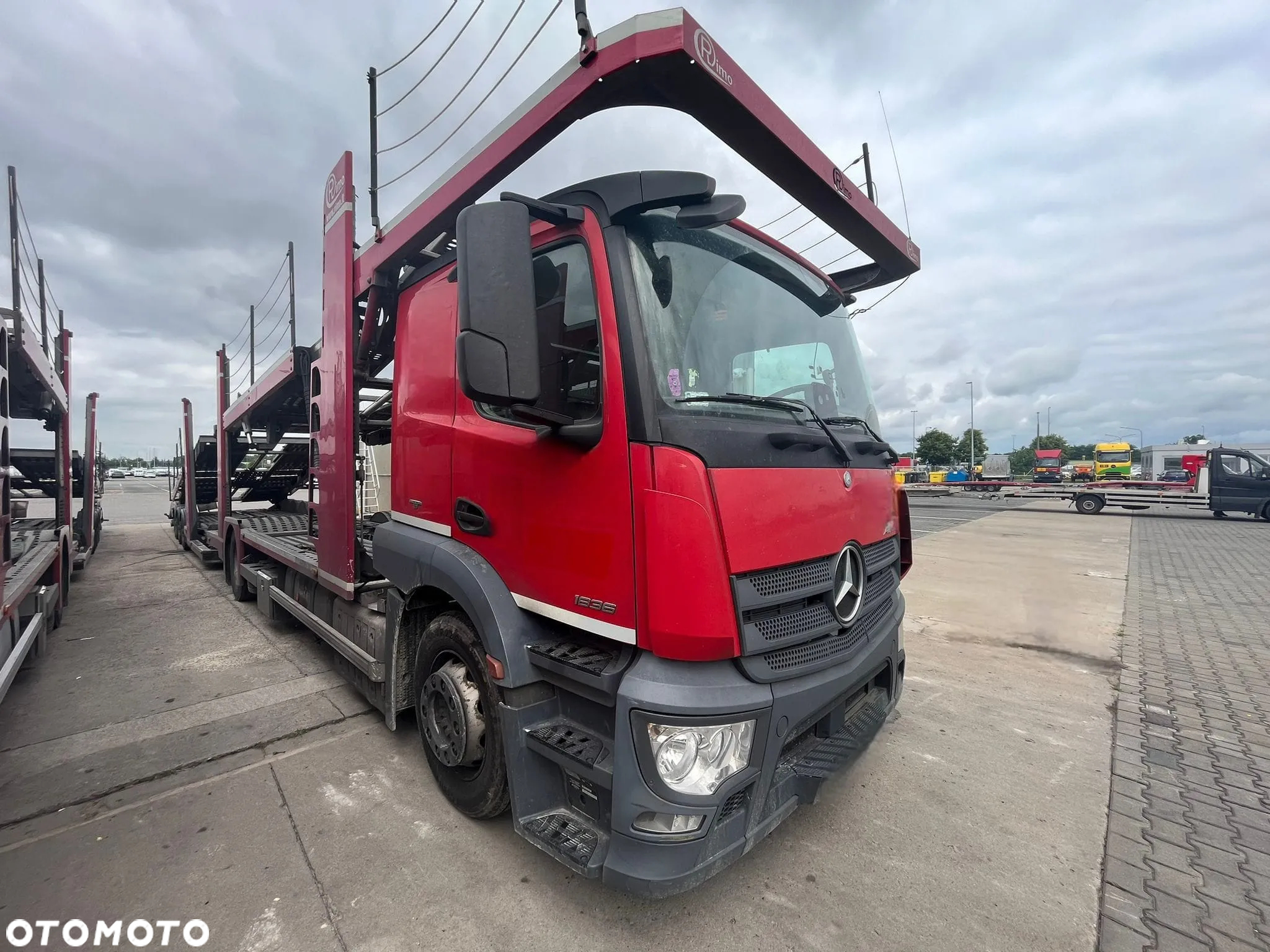 Mercedes-Benz Actros - 4