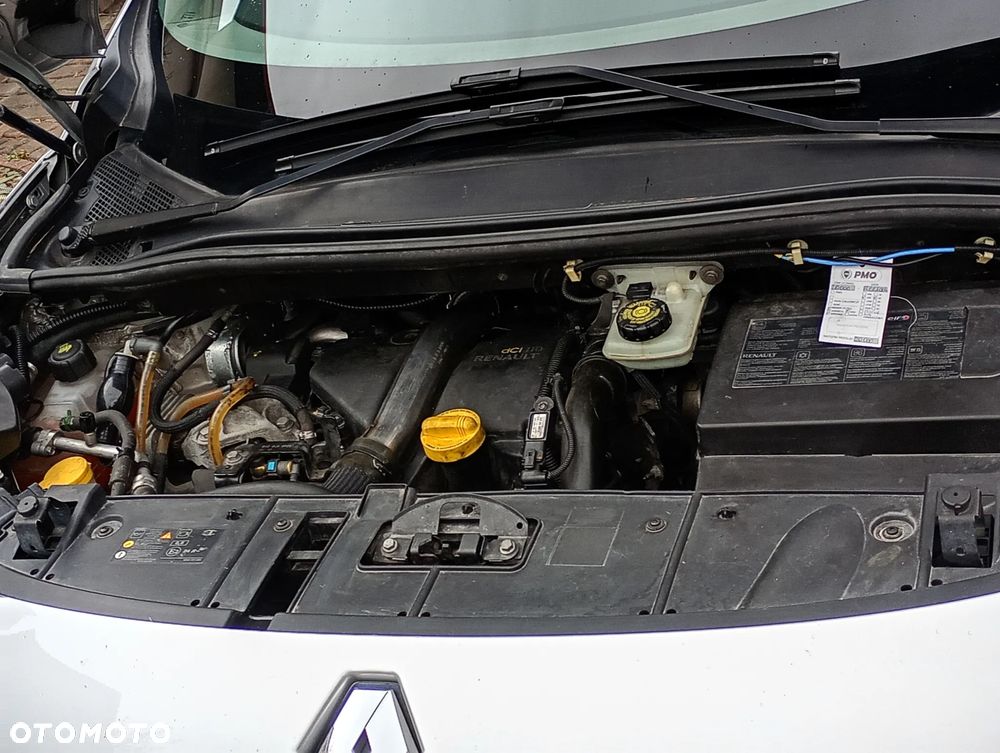 Renault Grand Scenic - 26