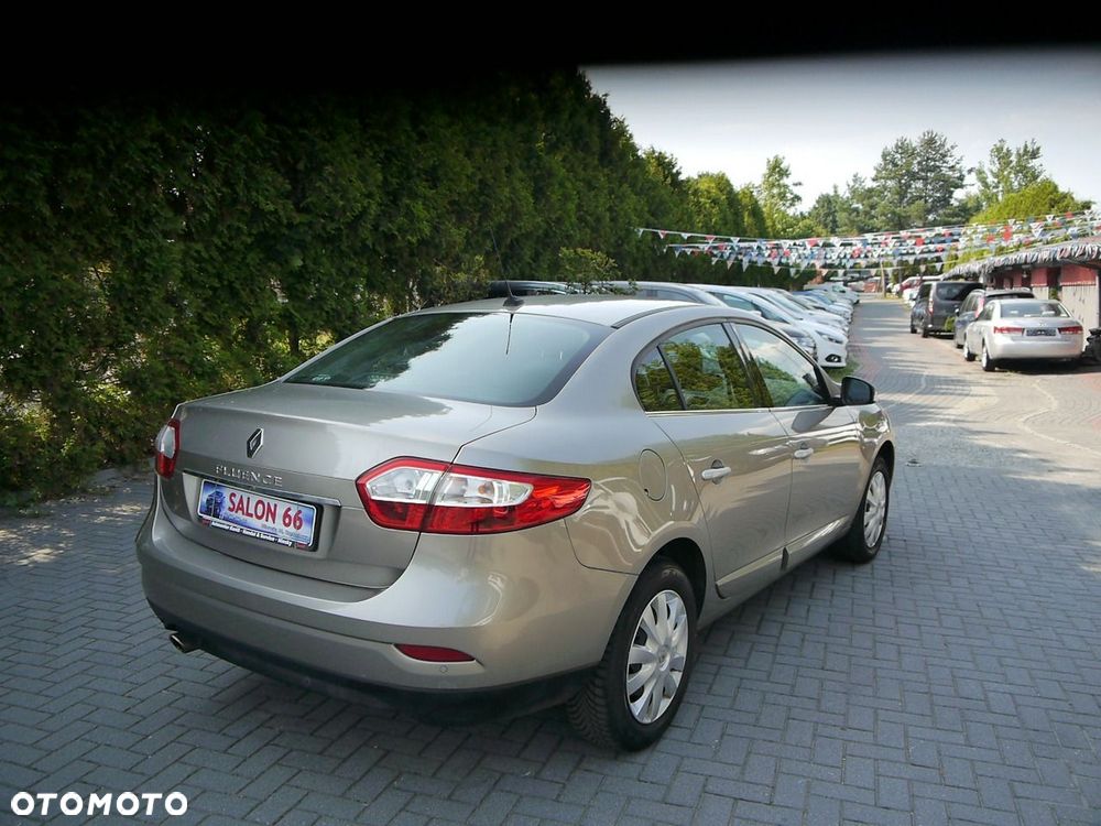 Renault Fluence 2.0 16V 140 Sportway - 5