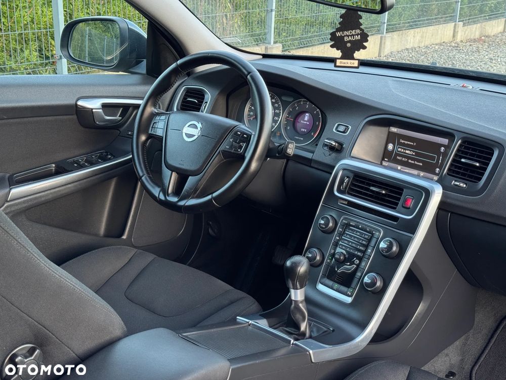 Volvo V60 D3 Business Edition - 17