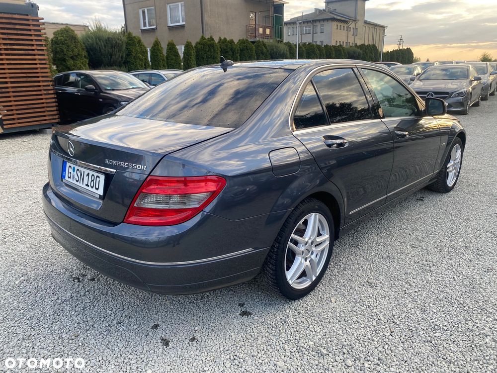 Mercedes-Benz Klasa C - 38