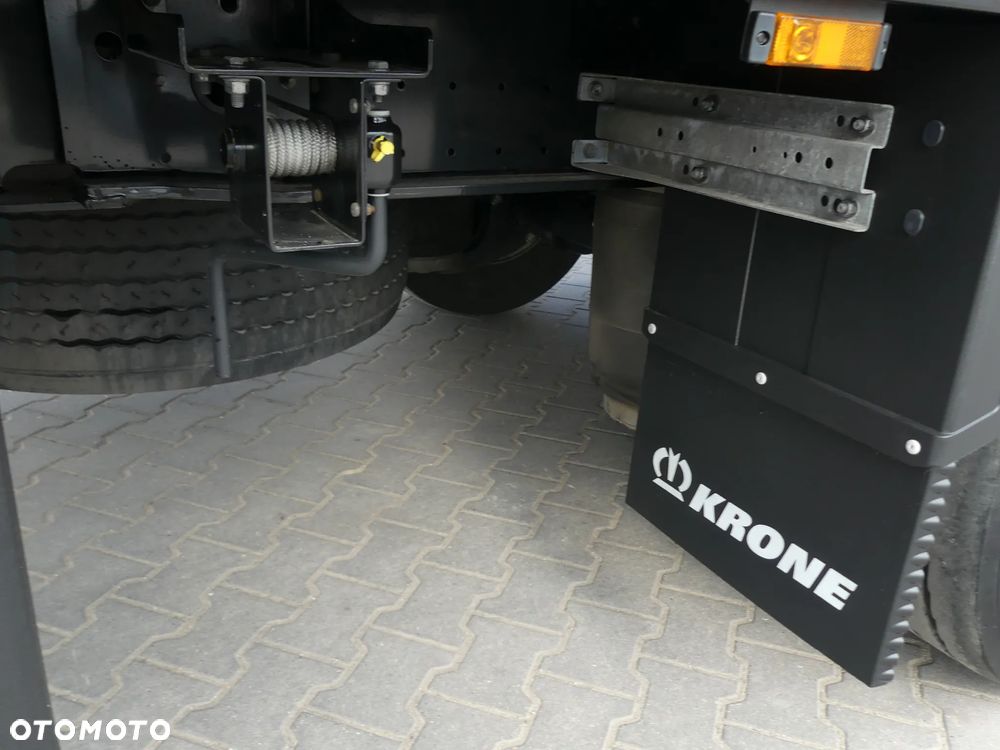Krone MEGA / FIRANKA / OŚ PODNOSZONA / DACH PODNOSZONY / - 20