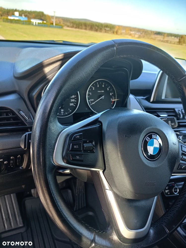 BMW Seria 2 218i - 15
