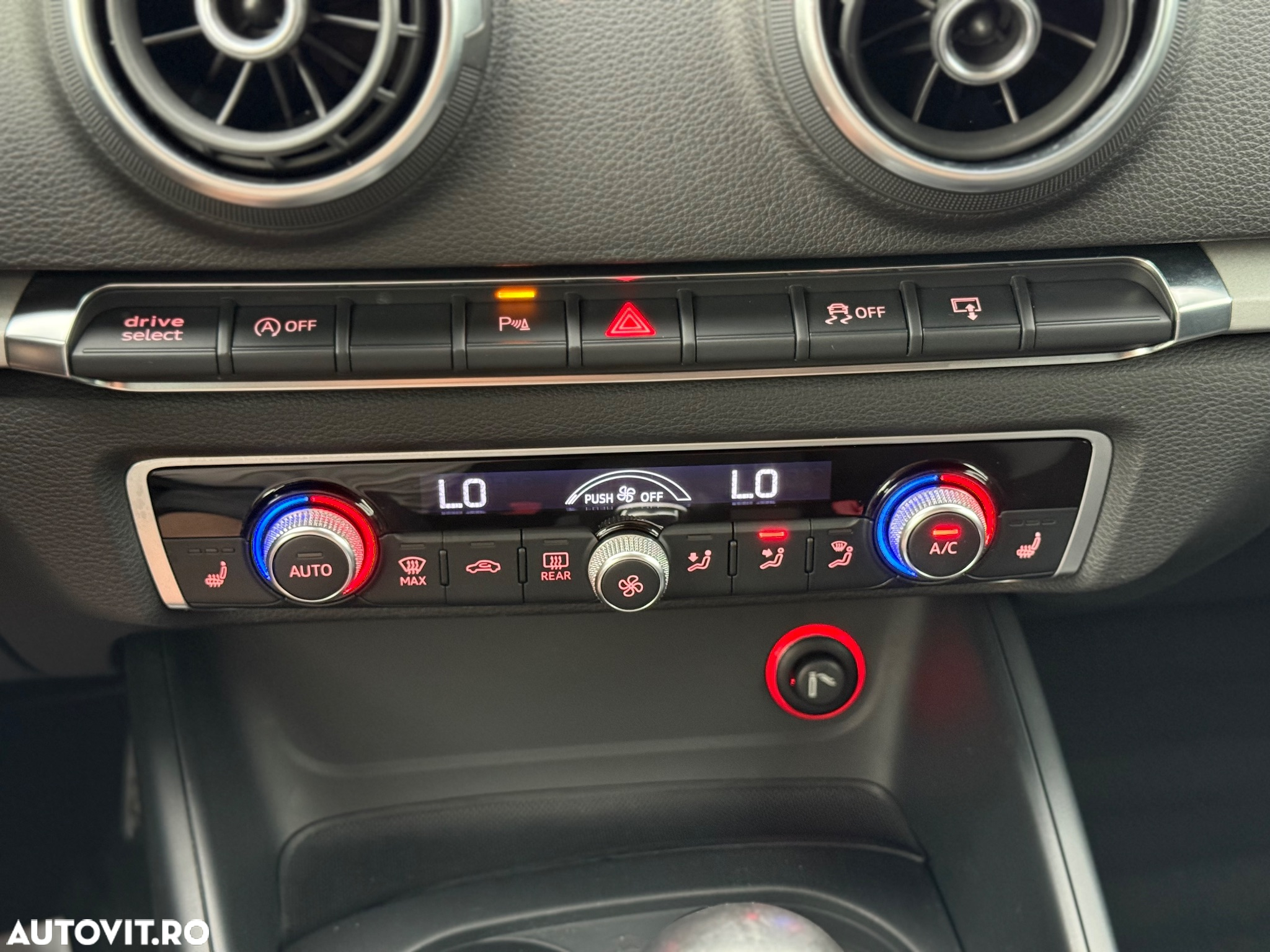 Audi A3 2.0 TDI Stronic Ambiente - 13