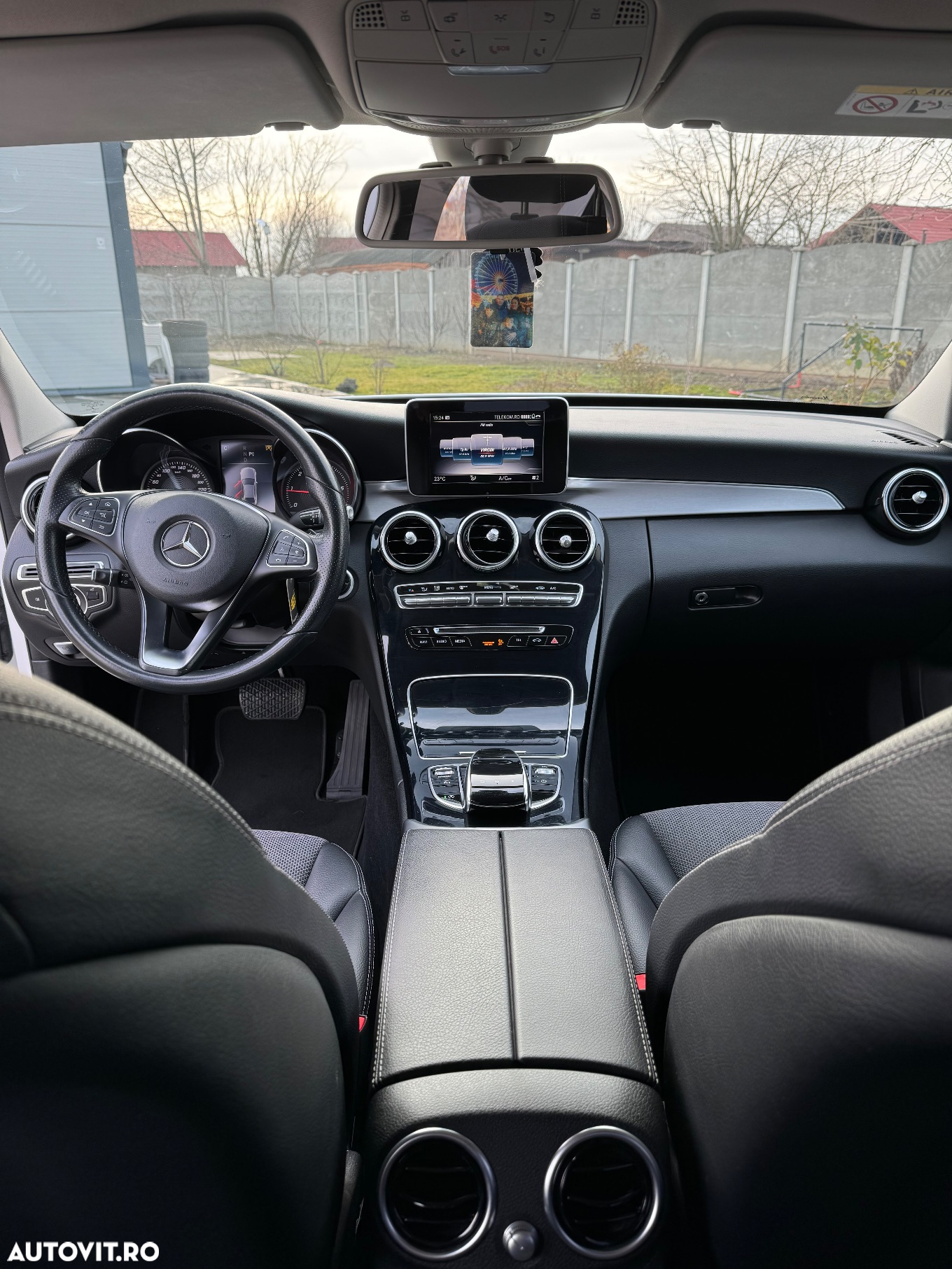 Mercedes-Benz C - 8