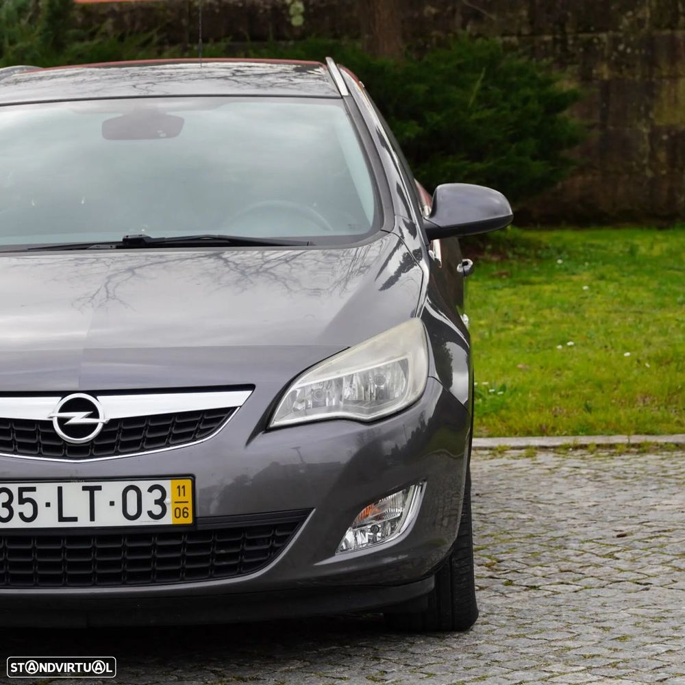 Opel Astra Caravan - 30