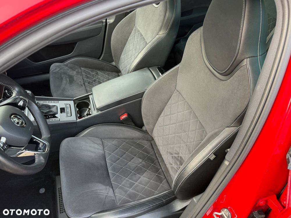 Skoda Superb 2.0 TDI SCR 4x4 Sportline DSG - 16