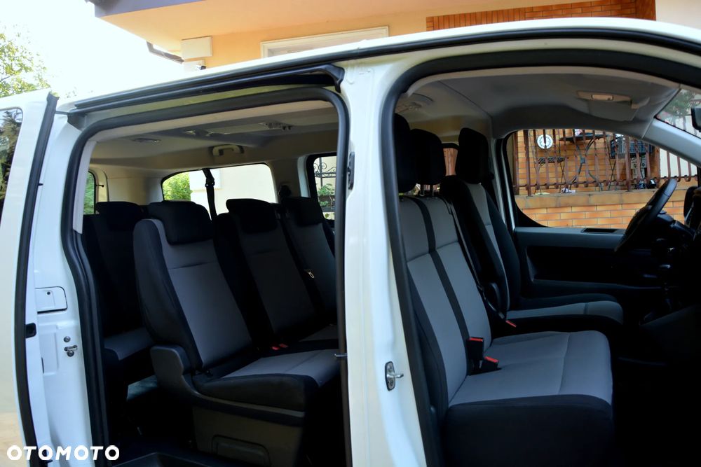 Toyota ProAce 1,5-l-D-4D L2 (8-Si.) Verso Family Comfort - 11