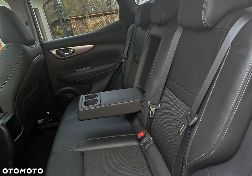 Nissan Qashqai 1.6 DIG-T Tekna - 6