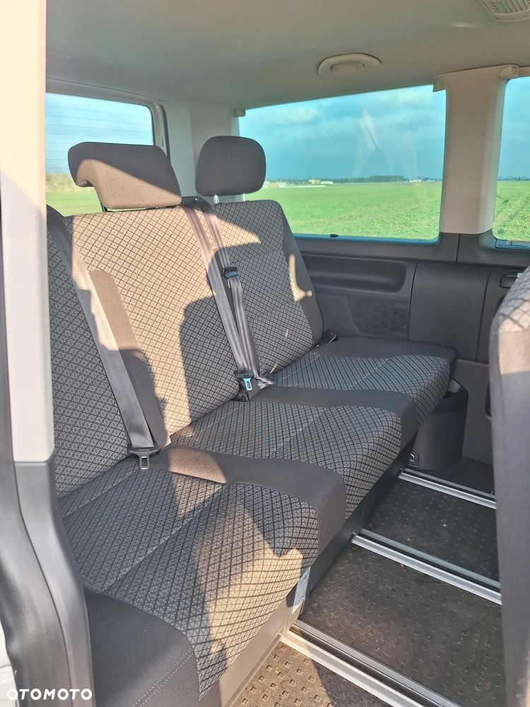 Volkswagen Multivan ver-2-0-tdi-l1-trendline-dsg - 10