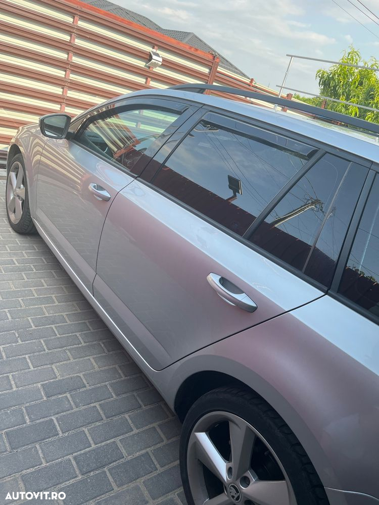 Skoda Octavia 1.6 TDI DSG Style - 3