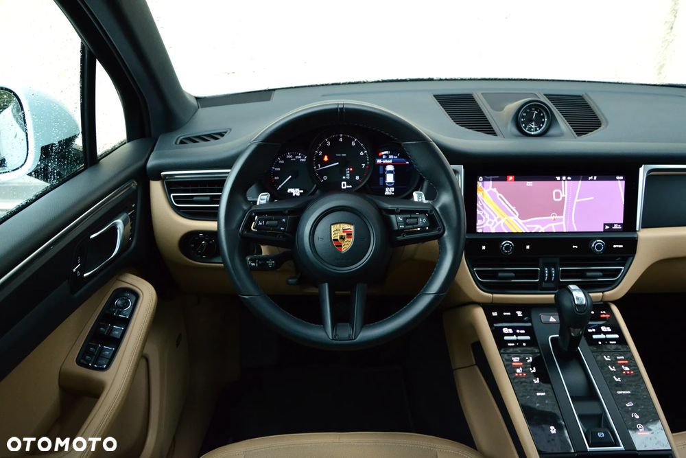Porsche Macan Standard - 26