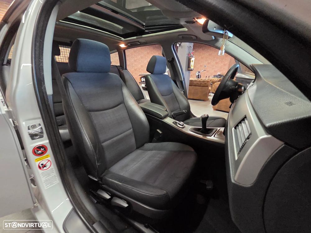 BMW 320 d Navigation - 30