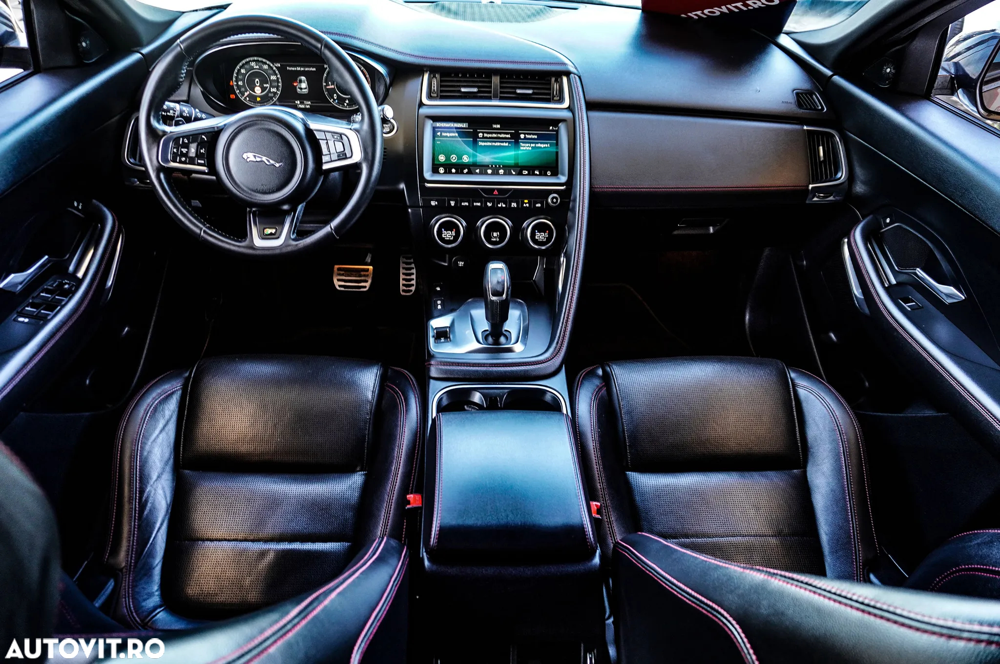 Jaguar E-Pace D150 AWD R-Dynamic S - 8