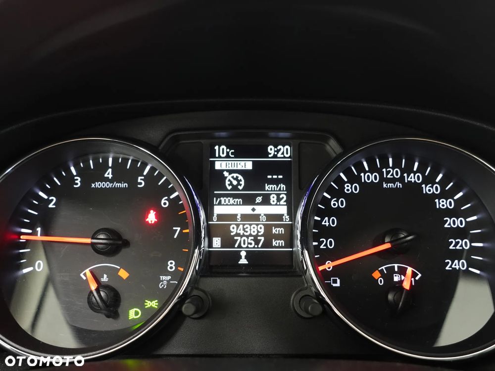 Nissan Qashqai 1.6 visia - 34