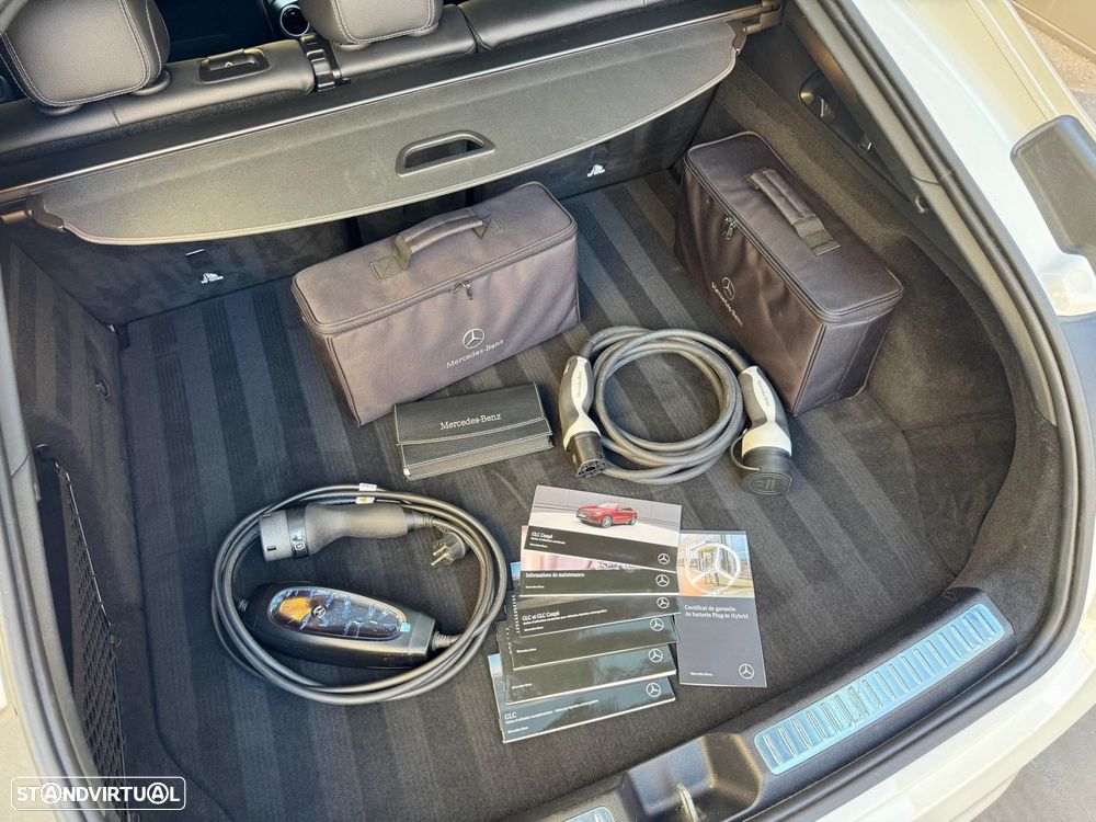 Mercedes-Benz GLC 300 de Coupe 4Matic 9G-TRONIC AMG Line Plus - 21