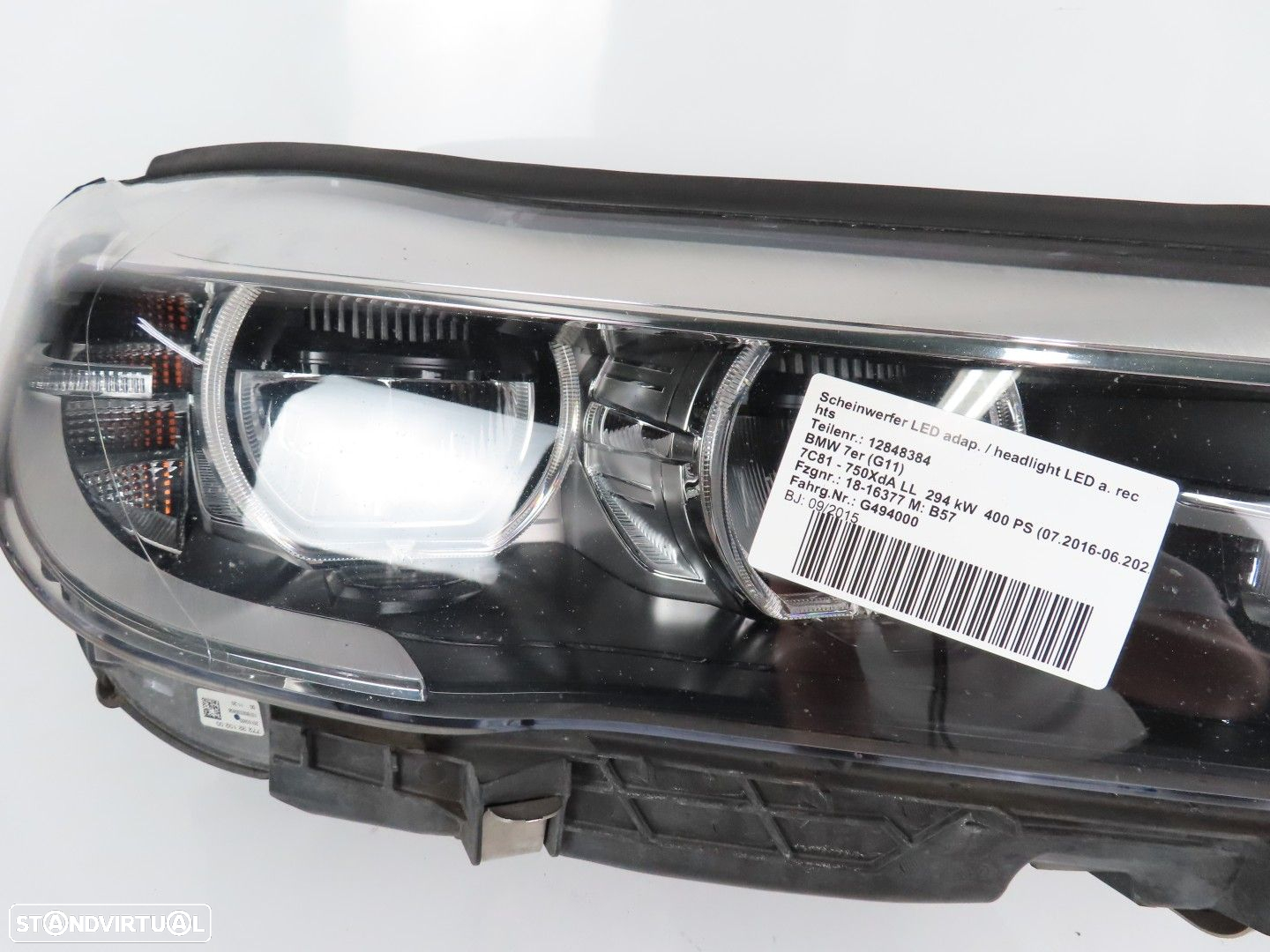 Conjunto Faróis LED  AHL Direcionais Usado / Original BMW 7 (G11, G12) 631174087... - 2