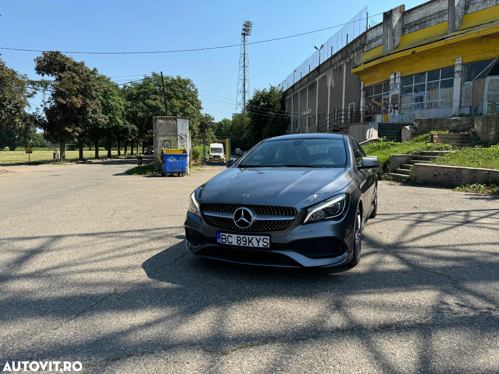 Mercedes-Benz CLA Shooting Brake 180 7G-DCT AMG Line - 2