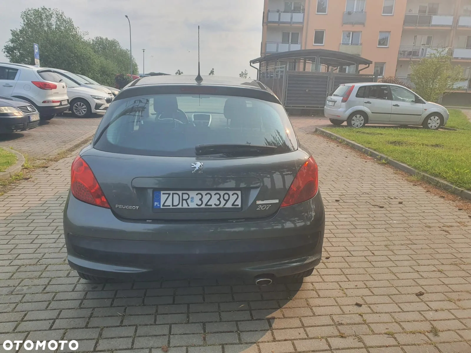 Peugeot 207 1.6 HDi Trendy - 3