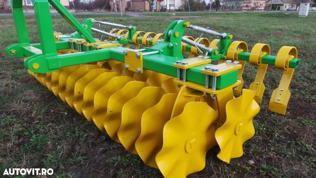 Terraking FrontDrill Utilaj pe fronthidraulica tractorului - 1