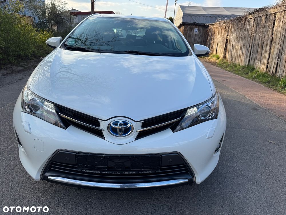 Toyota Auris - 4