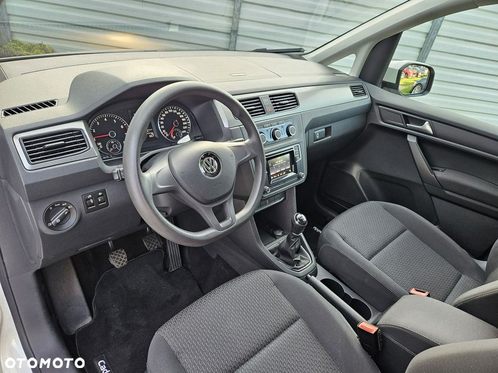 Volkswagen Caddy - 23