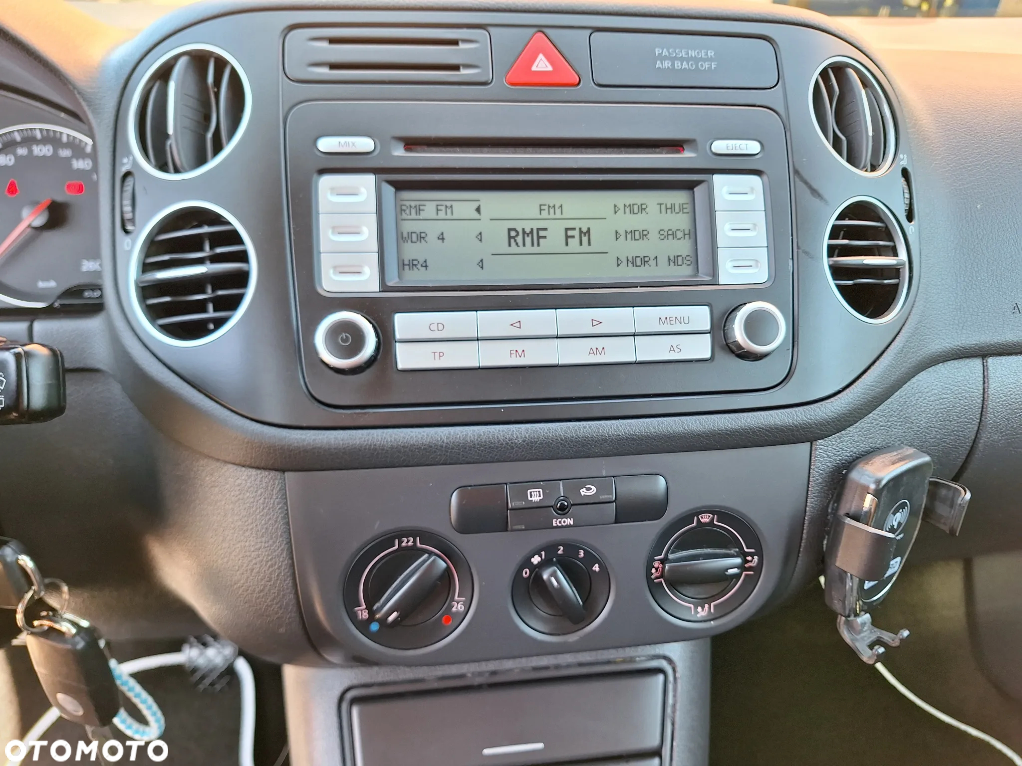 Volkswagen Golf Plus 1.9 TDI Cross - 17