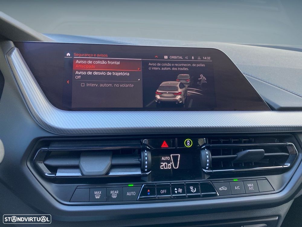 BMW 116 d Pack Desportivo M Auto - 11