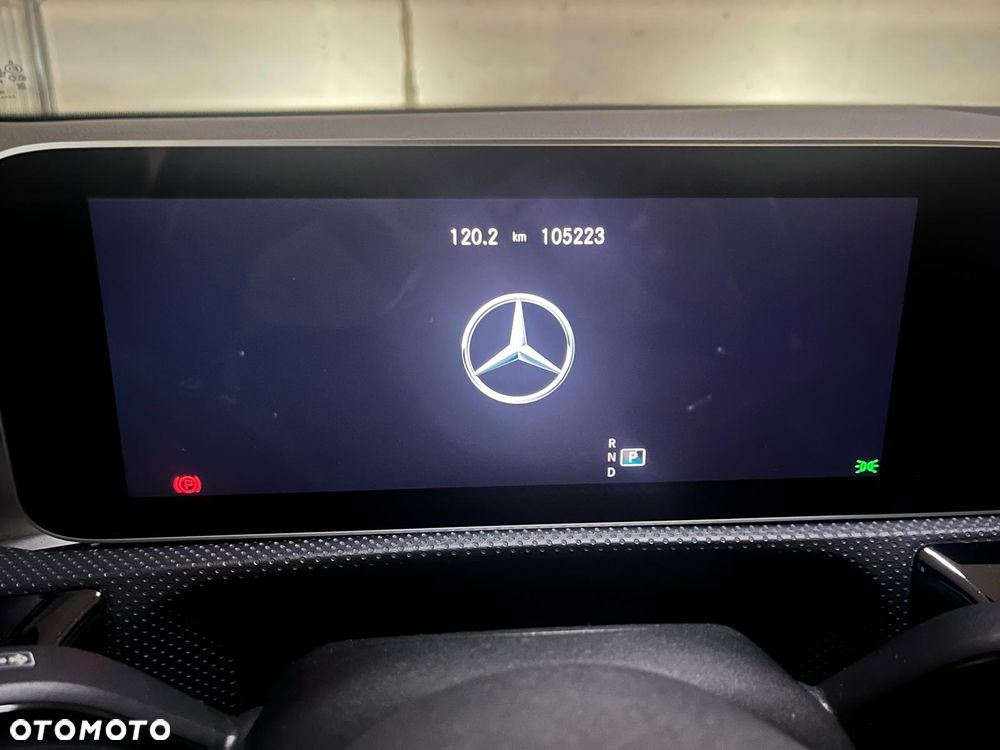 Mercedes-Benz CLA 200 AMG Line 7G-DCT - 14