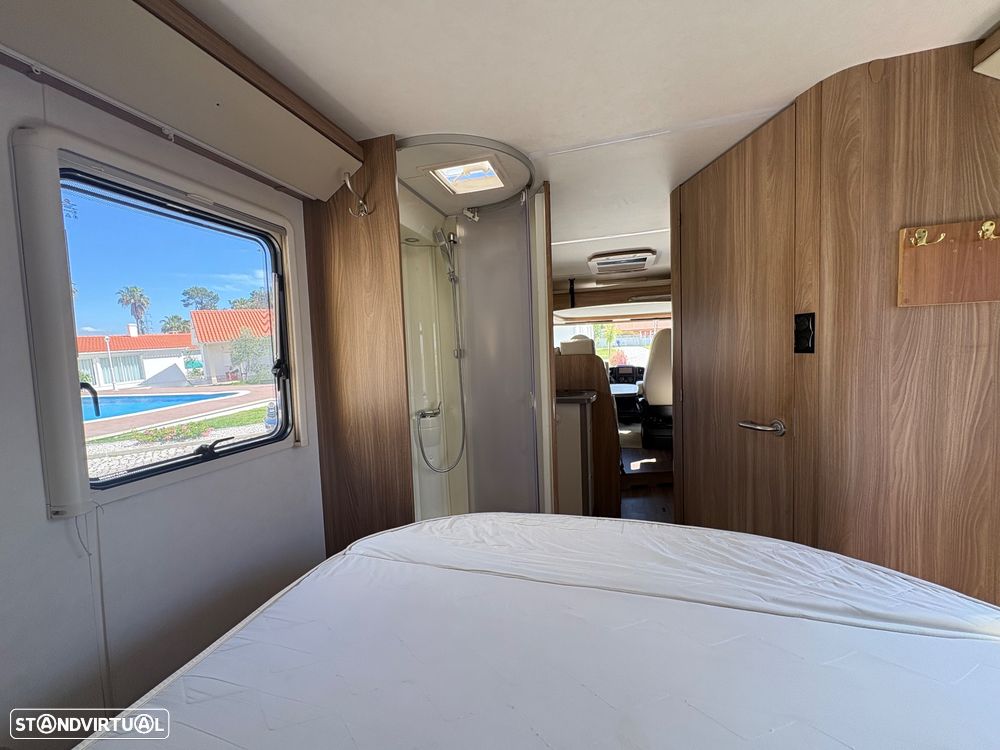 Burstner Aviano Aviano 727 cama central - 47