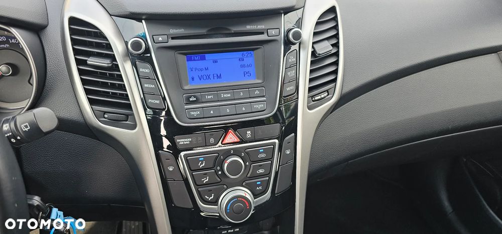 Hyundai i30 1.4 Select - 15