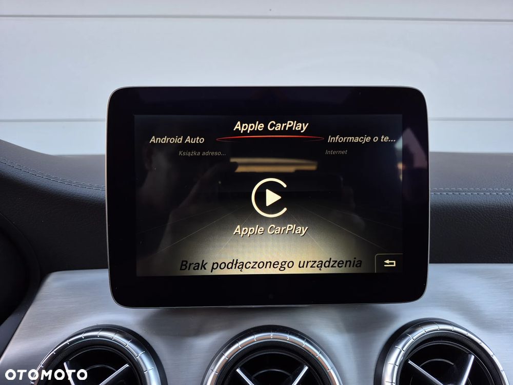 Mercedes-Benz CLA 250 4Matic 7G-DCT - 28