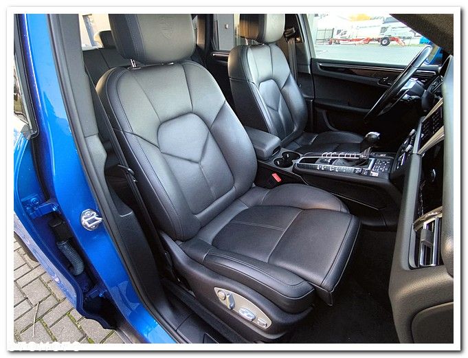 Porsche Macan - 23