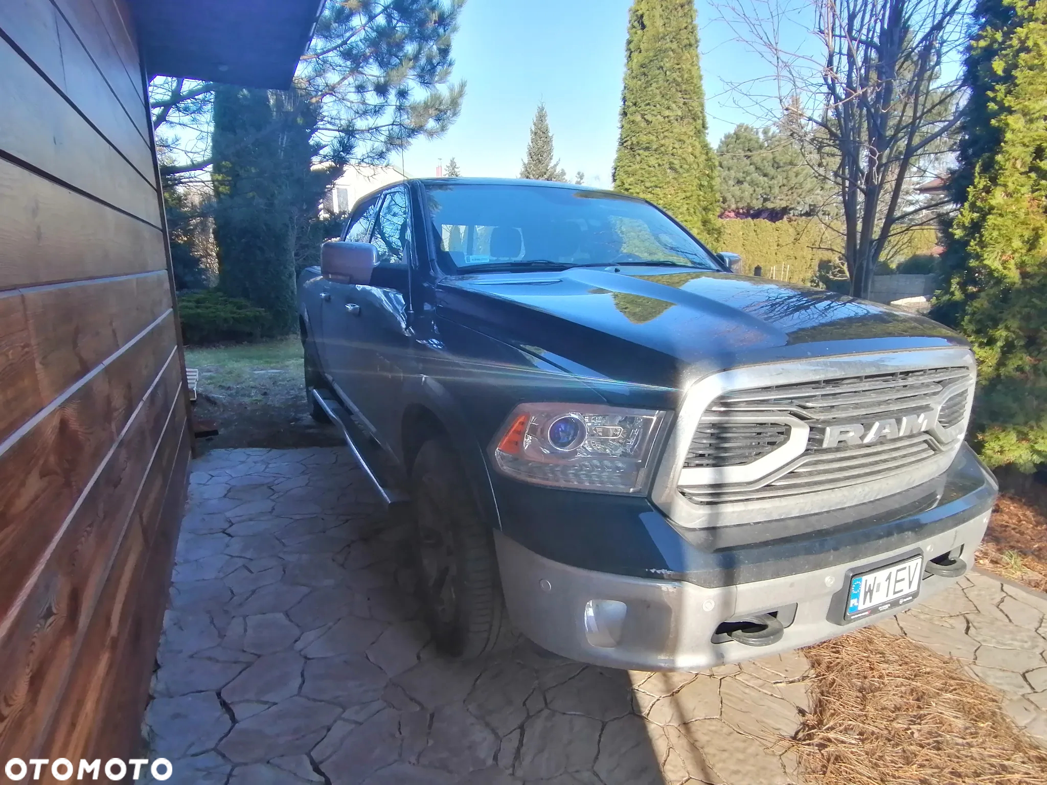 Dodge RAM 1500 5.7 4x4 - 18