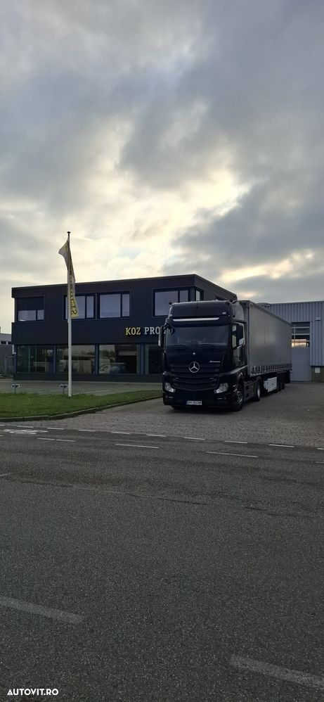 Mercedes-Benz Actros - 26