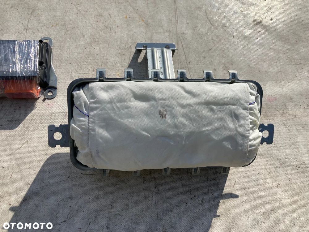 KIA SPORTAGE 5 V DESKA KONSOLA KOKPIT PULPIT PÓŁKA PARAPET DASHBOARD SKÓRA SZYTA PODUSZKA POWIETRZNA KIEROWCY PASAŻERA PODUSZKI POWIETRZNE KURTYNA KURTYNY AIR BAG FOTELA W FOTEL  PASY PAS naprawa regeneracja Raz2 !!! - 17