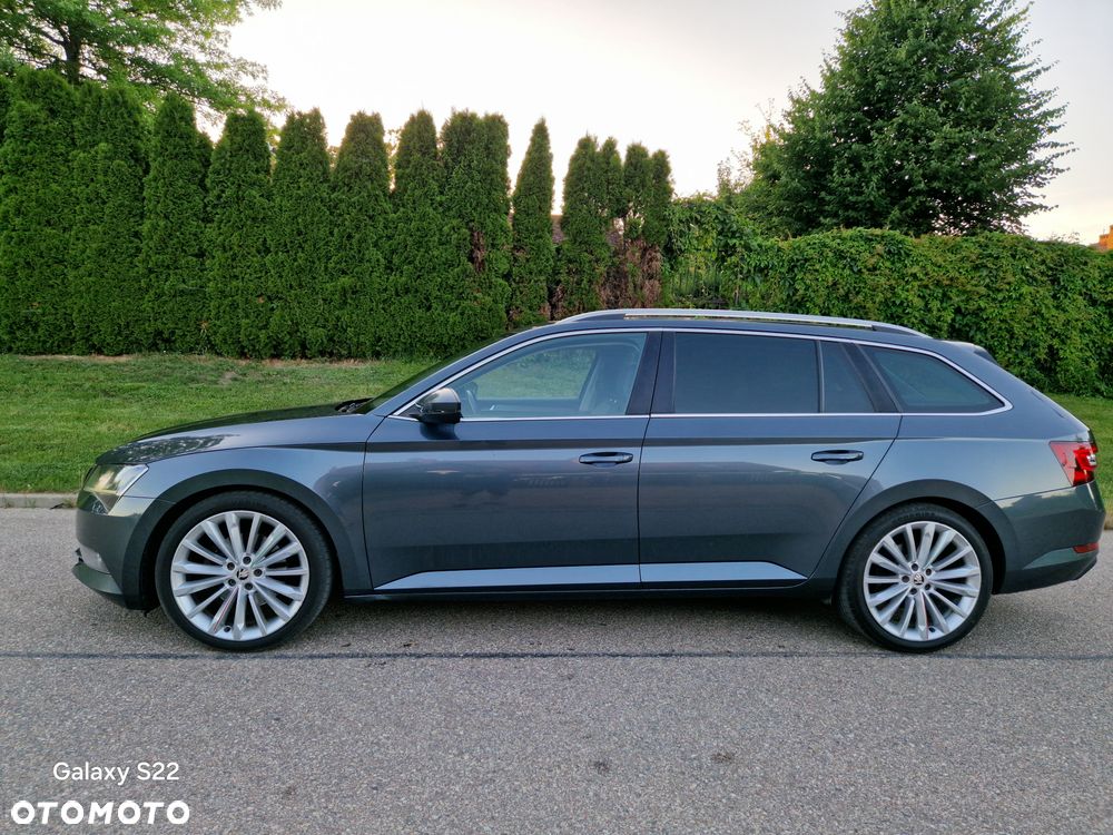 Skoda Superb 2.0 TDI 4x4 DSG Style - 32