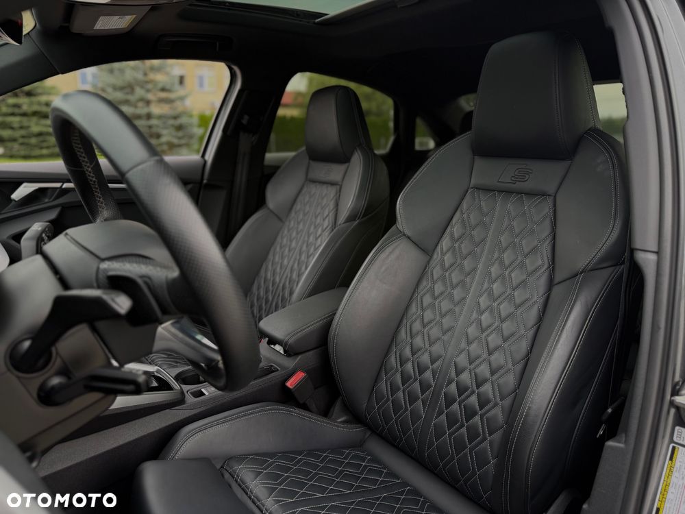 Audi S3 S tronic - 24