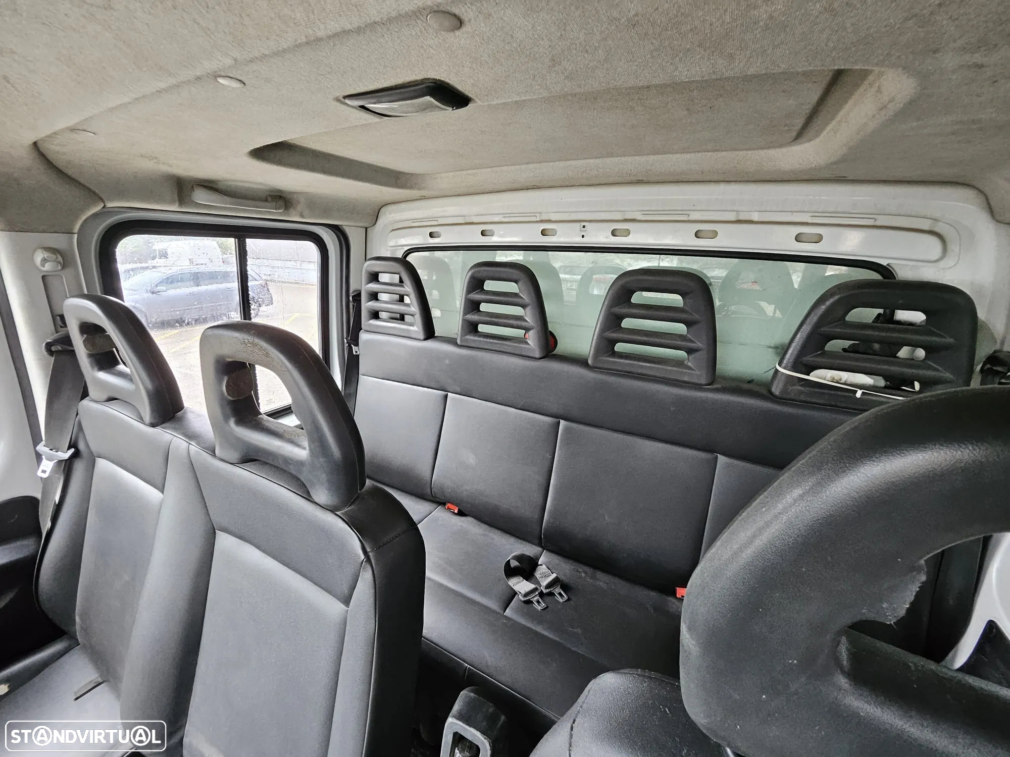 Iveco Daily 35C17 3.0td 170cv 7Lugares Contentor - 7