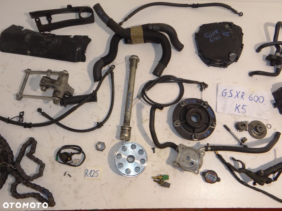 GSXR 600 K4 K5 koło magnesowe oska czujnik luzu przewód zębatka pokrywa kołyska R125 - 3